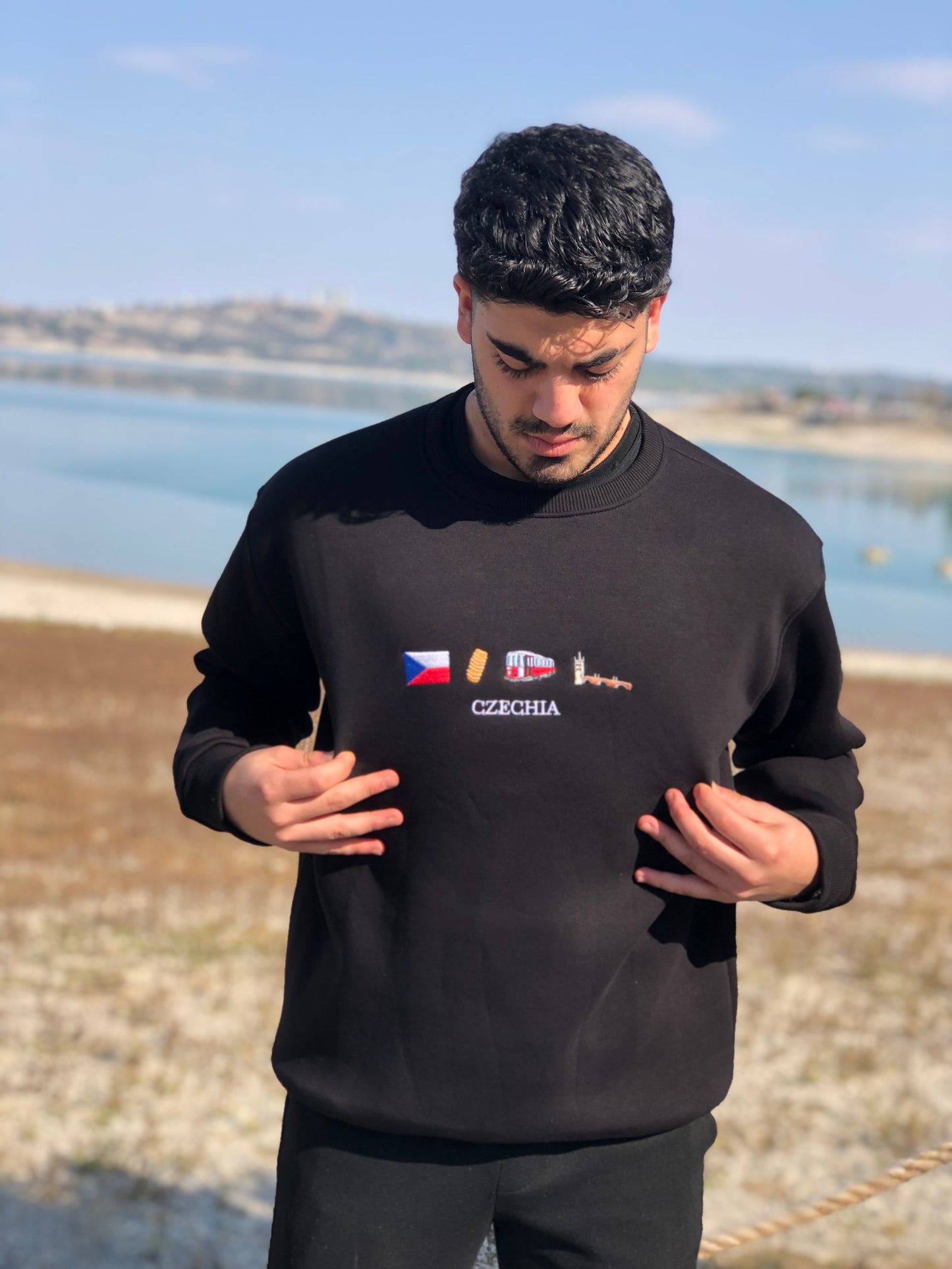 Çekya Tasarımlı Sweatshirt