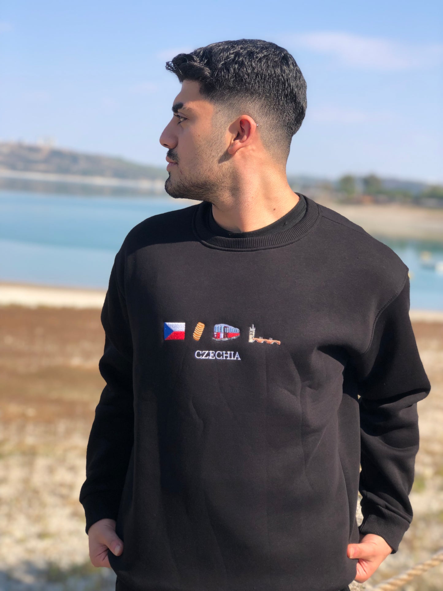 Çekya Tasarımlı Sweatshirt