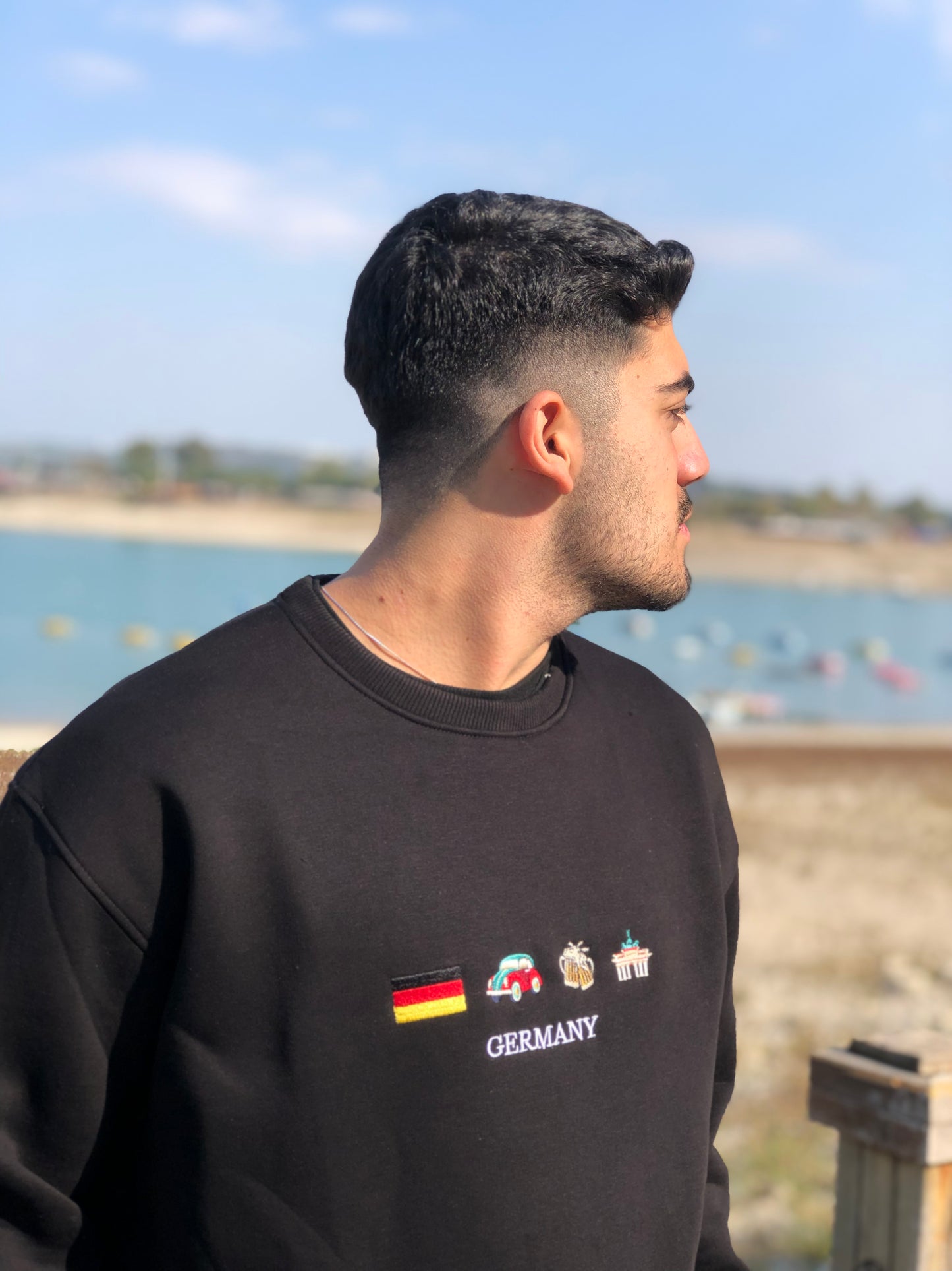 Almanya Tasarımlı Sweatshirt